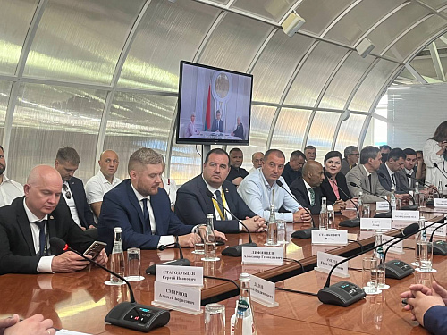 Иностранные делегации посетили Курскую Коренскую ярмарку